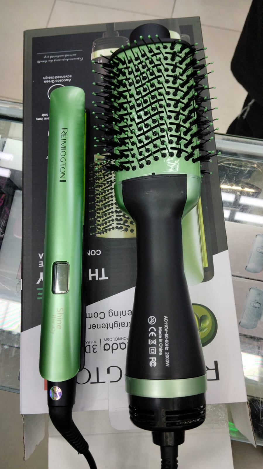 Combo Cepillo Secador + Plancha Aguacate